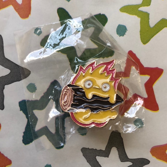 Calcifer Fire Demon Howl’s Moving Castle Studio Ghibli Metal Enamel Pin Brooch - Picture 3 of 12
